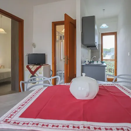 Paolino Housing דירה *