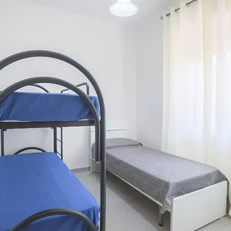 Paolino Housing פסטום