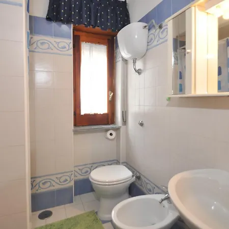 Paolino Housing פסטום